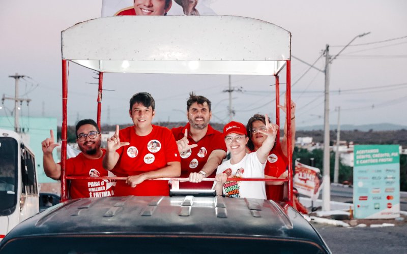 SANTA CRUZ RECEBE ODON JÚNIOR EM CARREATA